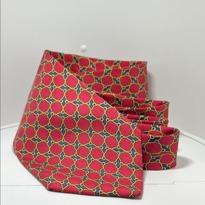 Brooks Brothers silk tie featuring a red, blue, and gold interlocking chain